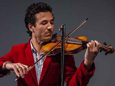 Ahmet Gülbay Trio invite le violoniste Alexis Lograda